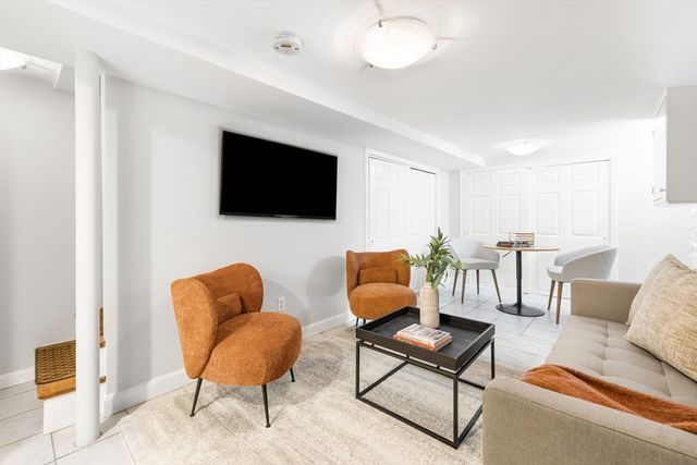 66 School St, Boston, MA 02129