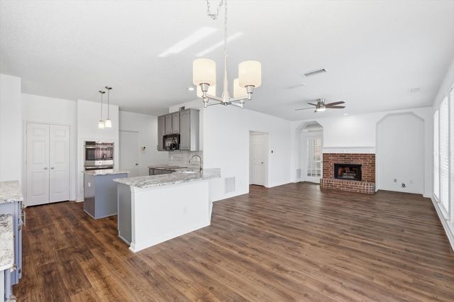 1736 Forest Glen Drive, Flower Mound, TX 75028