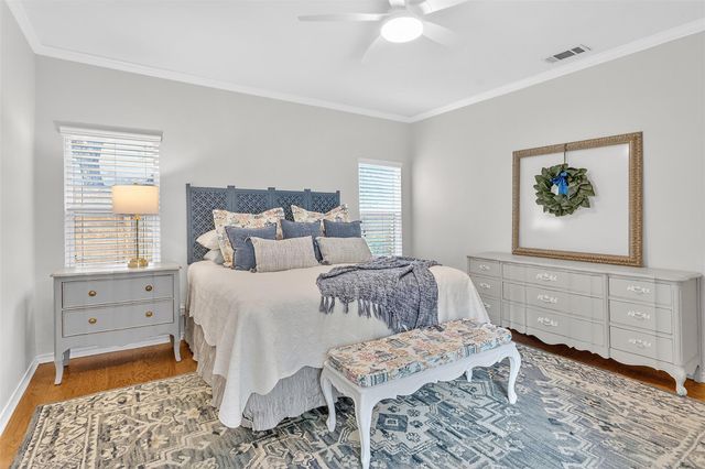 317 Hurst Creek RD, Lakeway, TX 78734