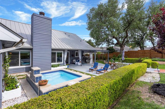 317 Hurst Creek RD, Lakeway, TX 78734