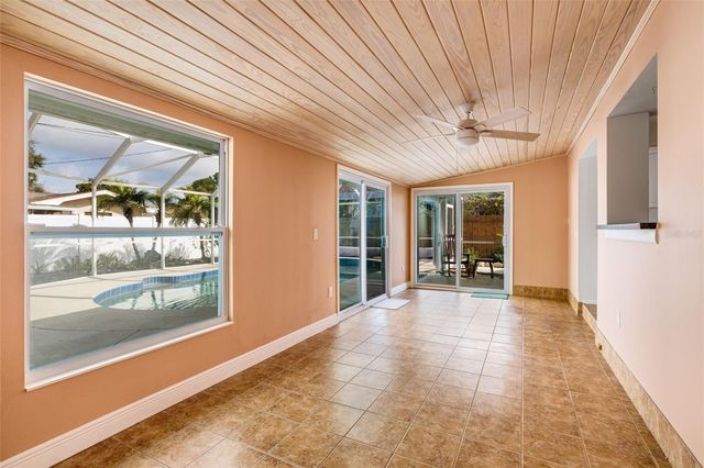 13877 94TH AVENUE, Seminole, FL 33776