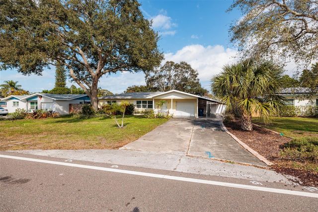 13877 94TH AVENUE, Seminole, FL 33776