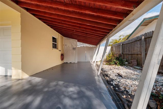 13877 94TH AVENUE, Seminole, FL 33776