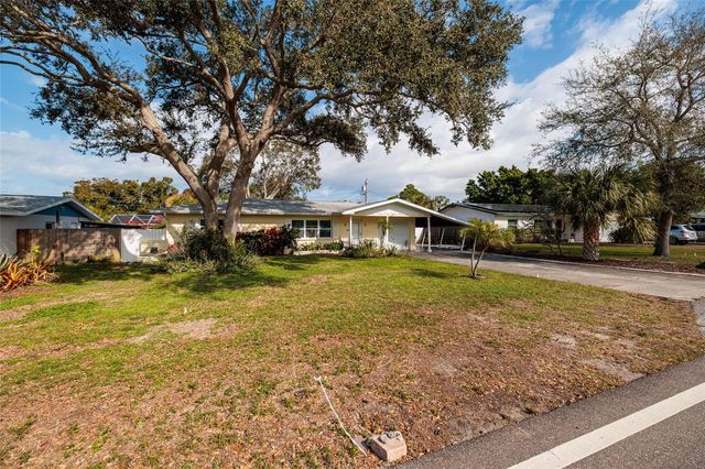 13877 94TH AVENUE, Seminole, FL 33776