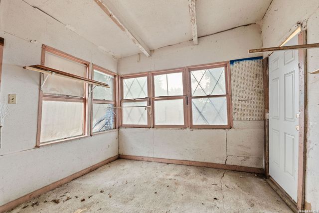 202 E Lubbock, San Antonio, TX 78204