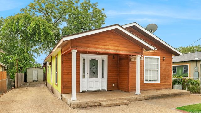 202 E Lubbock, San Antonio, TX 78204