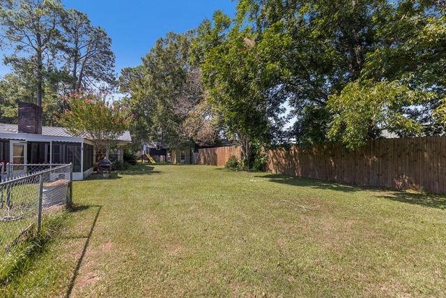 608 Collingswood Drive, Dothan, AL 36301
