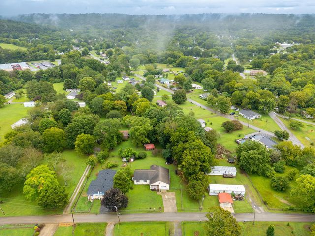 154 S Pope Street, Graysville, TN 37338