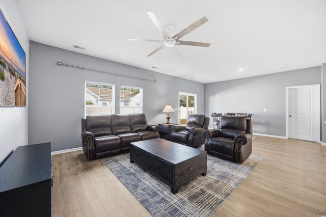 325 Hidden Cove Dr., Little River, SC 29566