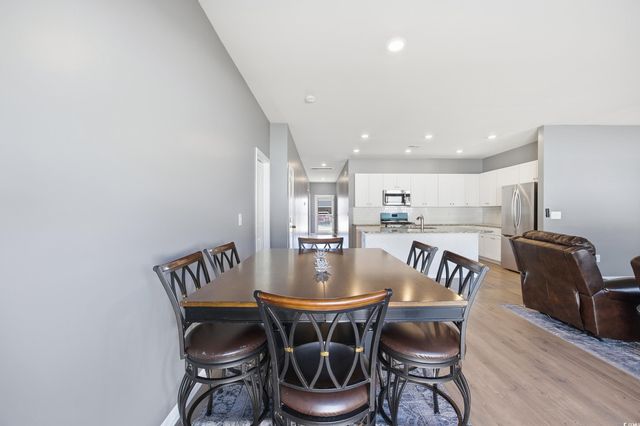 325 Hidden Cove Dr., Little River, SC 29566