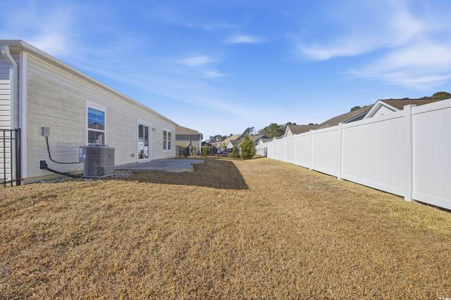 325 Hidden Cove Dr., Little River, SC 29566