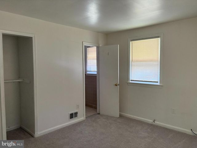 6416 ROBERTS DR, Temple Hills, MD 20748