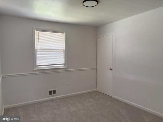 6416 ROBERTS DR, Temple Hills, MD 20748