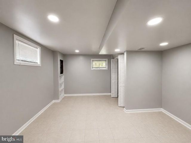 6416 ROBERTS DR, Temple Hills, MD 20748