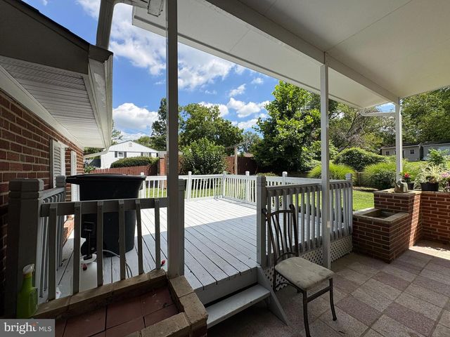 6416 ROBERTS DR, Temple Hills, MD 20748
