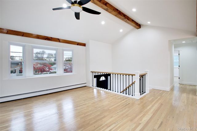 26 Norwich Street, Huntington Station, NY 11746