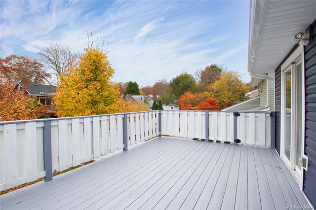 26 Norwich Street, Huntington Station, NY 11746