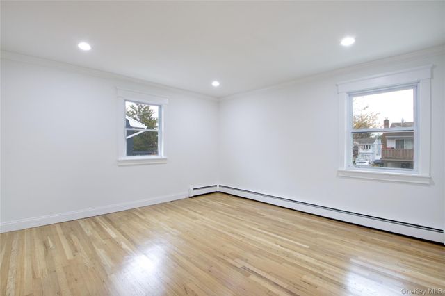 26 Norwich Street, Huntington Station, NY 11746