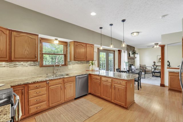 48 Melissa Court, Pataskala, OH 43062