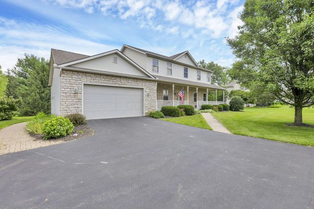 48 Melissa Court, Pataskala, OH 43062