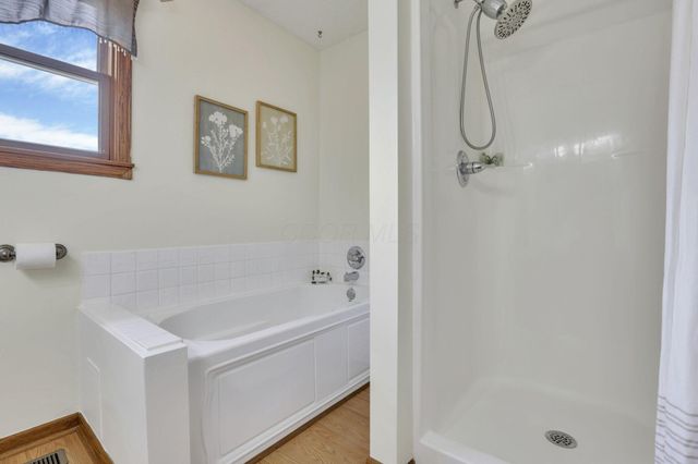 48 Melissa Court, Pataskala, OH 43062