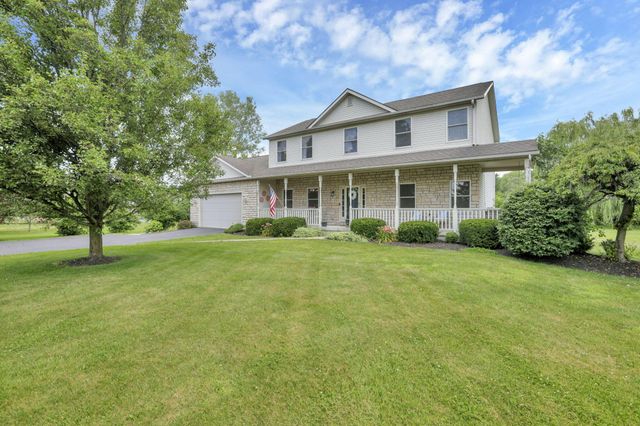 48 Melissa Court, Pataskala, OH 43062