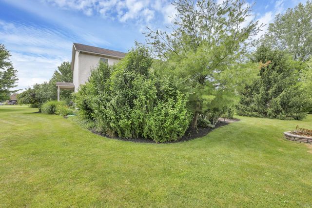 48 Melissa Court, Pataskala, OH 43062
