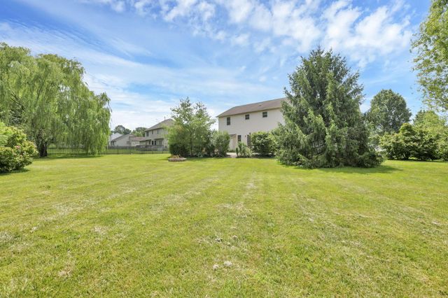 48 Melissa Court, Pataskala, OH 43062