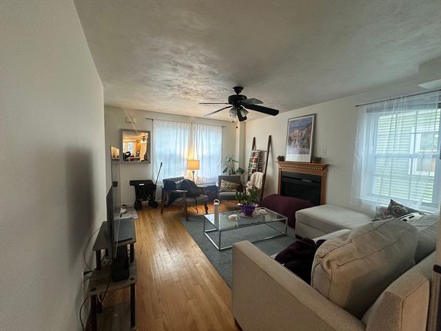 174 Calumet Street 1, Boston, MA 02120