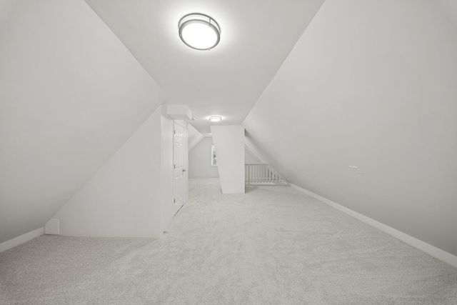 9328 S PAXTON Avenue, Chicago, IL 60617