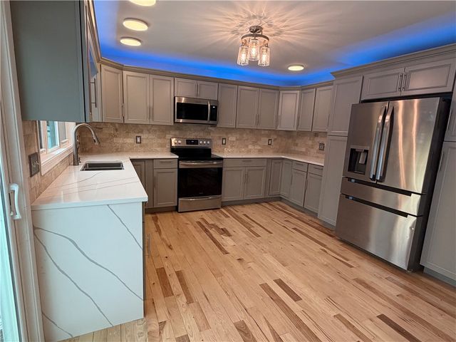 117 Coneflower Drive, Henrietta, NY 14586