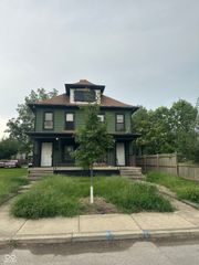 613 N Tacoma Avenue, Indianapolis, IN 46201