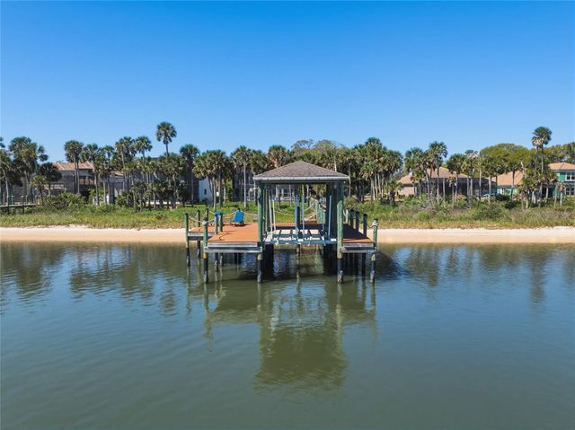 83 S RIVERWALK DRIVE, Palm Coast, FL 32137