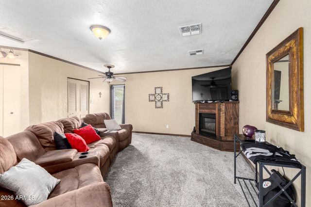 2001 W SURREY Avenue, Phoenix, AZ 85029