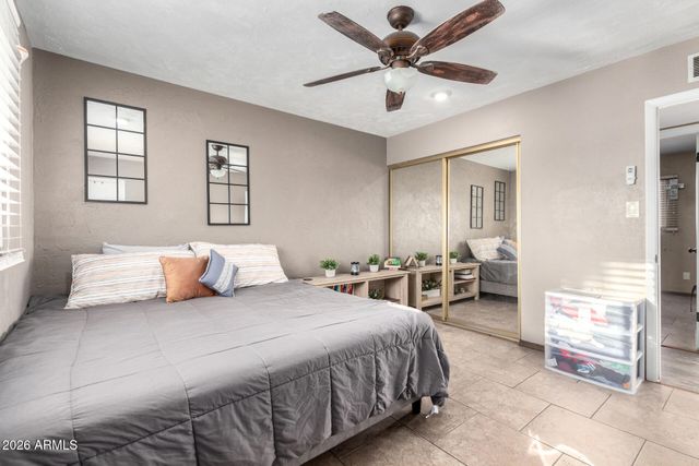 2001 W SURREY Avenue, Phoenix, AZ 85029