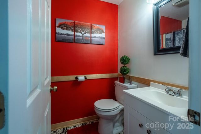 406 Vincent Court 18, Salisbury, NC 28146