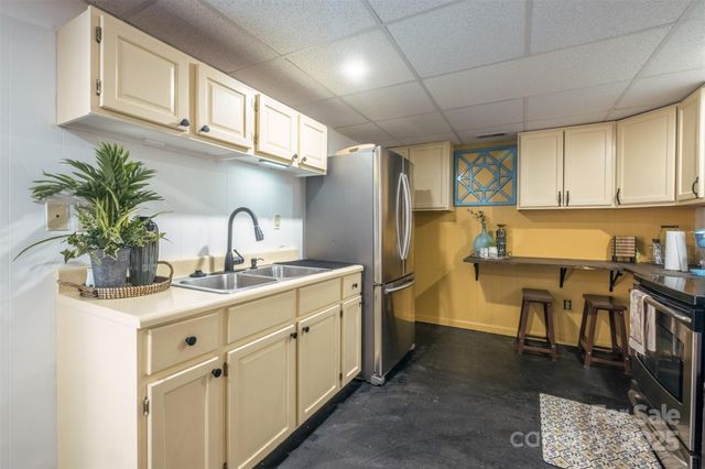 406 Vincent Court 18, Salisbury, NC 28146