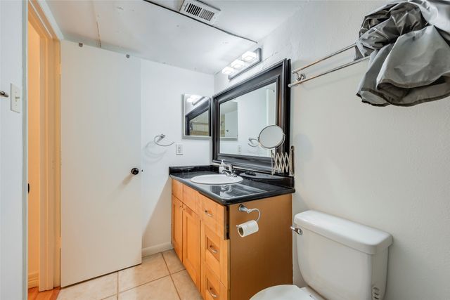 4327 Holland Avenue 212, Dallas, TX 75219