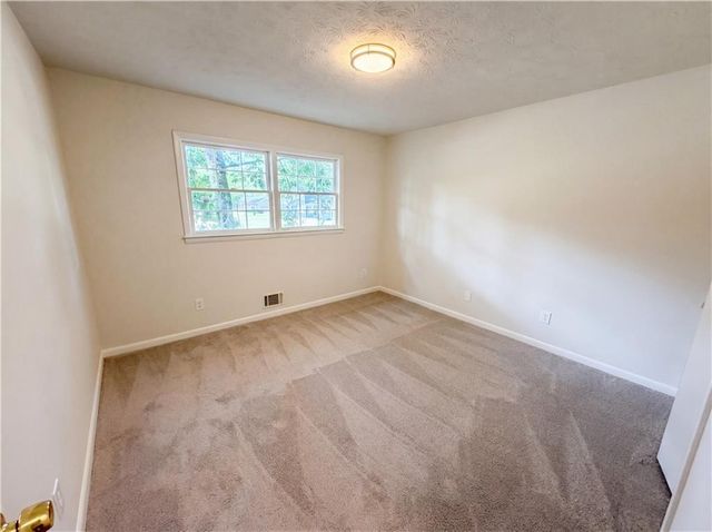 1938 Surrey Trail SE, Conyers, GA 30013