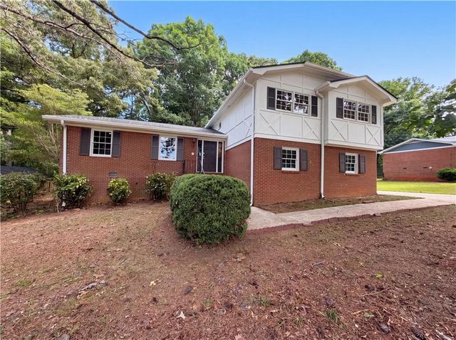 1938 Surrey Trail SE, Conyers, GA 30013