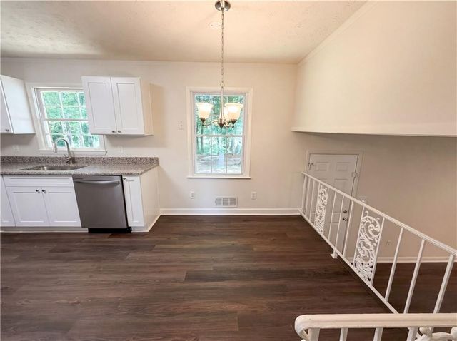 1938 Surrey Trail SE, Conyers, GA 30013