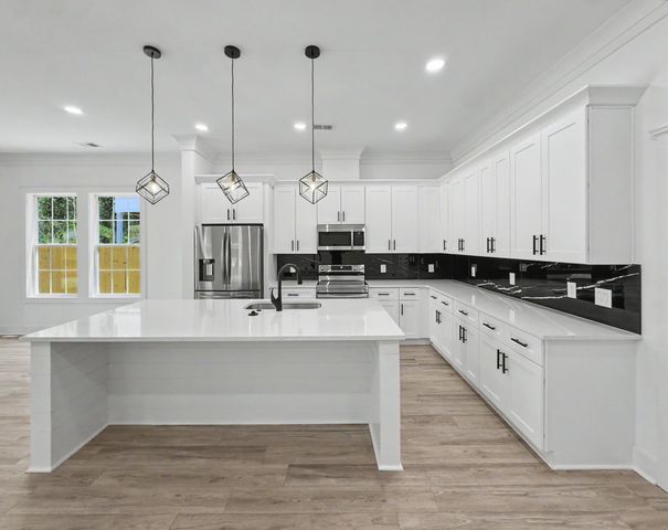 1922 Clifton Street, North Charleston, SC 29406