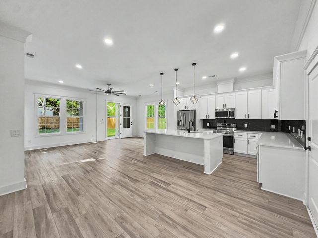 1922 Clifton Street, North Charleston, SC 29406