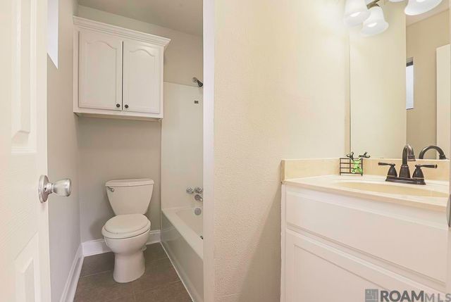 30678 Anderson Dr, Denham Springs, LA 70726