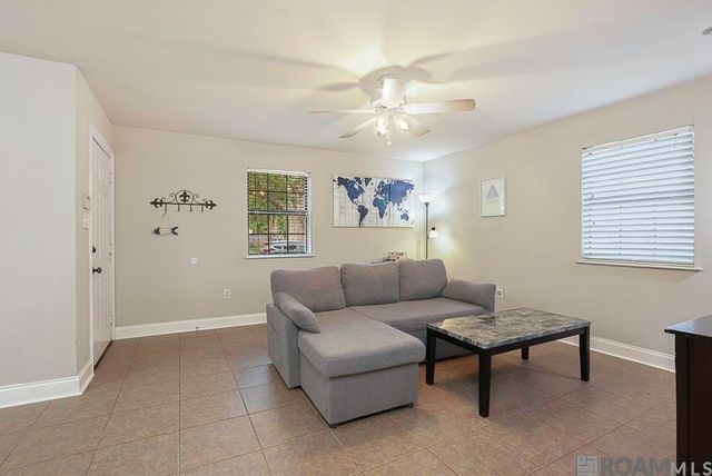30678 Anderson Dr, Denham Springs, LA 70726