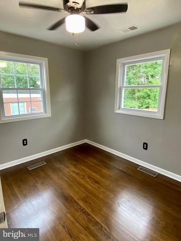 1613 FRANCES DR, Woodbridge, VA 22191