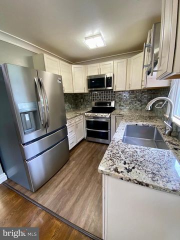 1613 FRANCES DR, Woodbridge, VA 22191