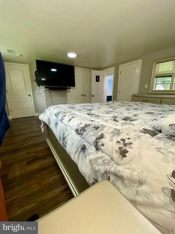 1613 FRANCES DR, Woodbridge, VA 22191
