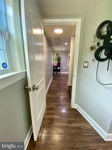 1613 FRANCES DR, Woodbridge, VA 22191