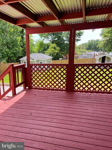 1613 FRANCES DR, Woodbridge, VA 22191